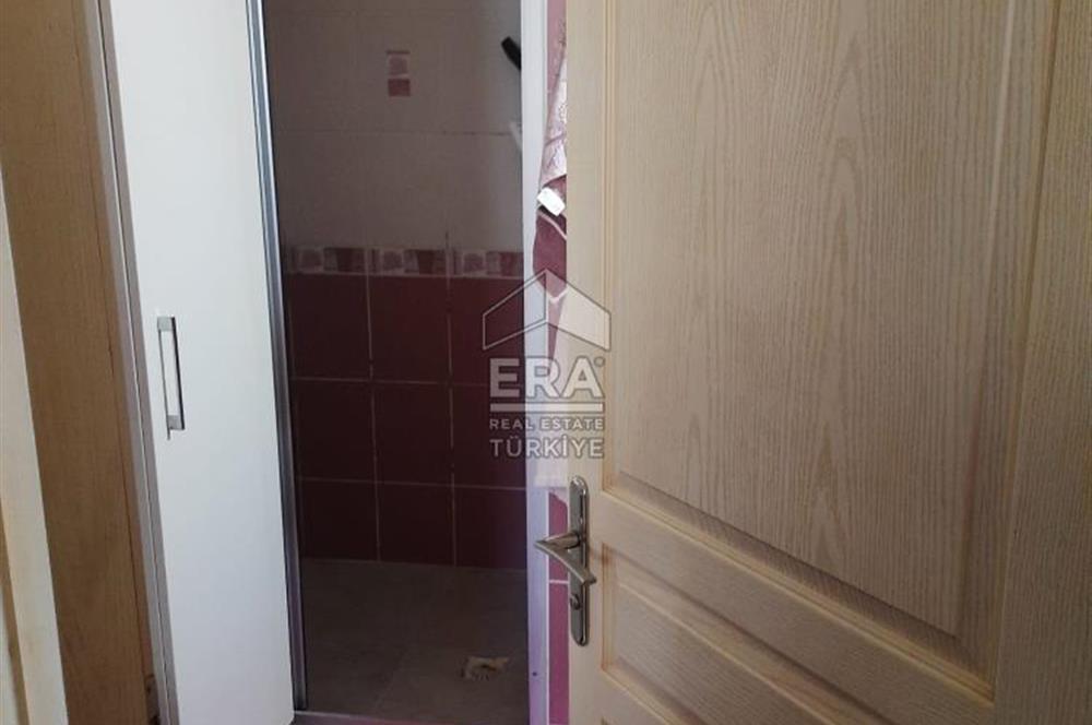 Bayraklı Çamkıran Pazarı 3+1 Satılık Daire