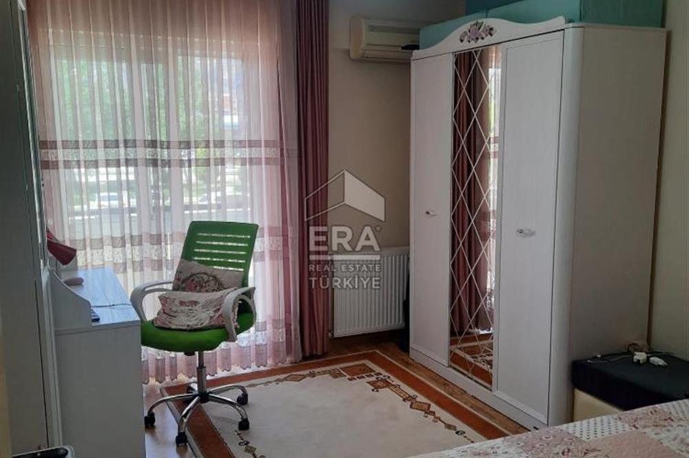 Bayraklı Çamkıran Pazarı 3+1 Satılık Daire