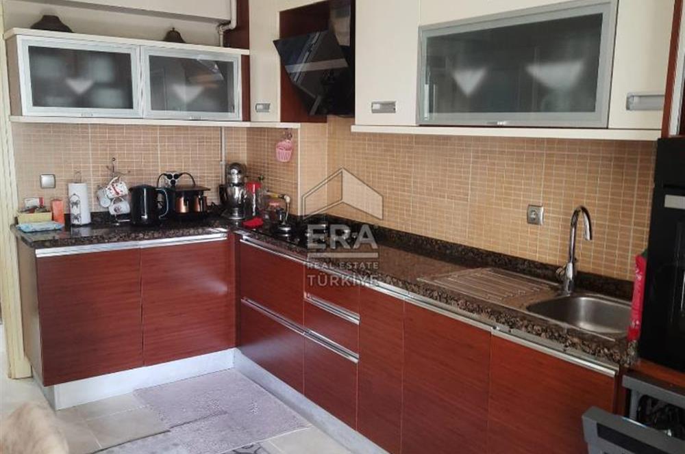 Bayraklı Çamkıran Pazarı 3+1 Satılık Daire