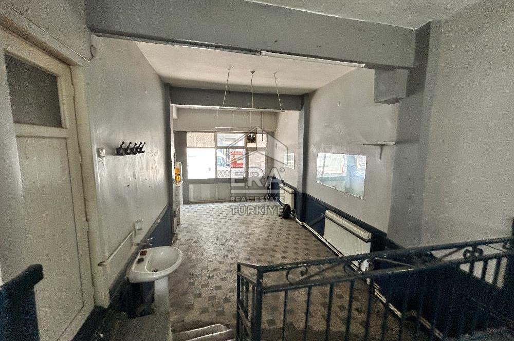 Tarihi Samatya’da Kiralık 90m2 Dükkan Depo Mağaza 