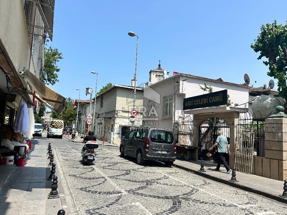 Tarihi Samatya’da Kiralık 90m2 Dükkan Depo Mağaza 