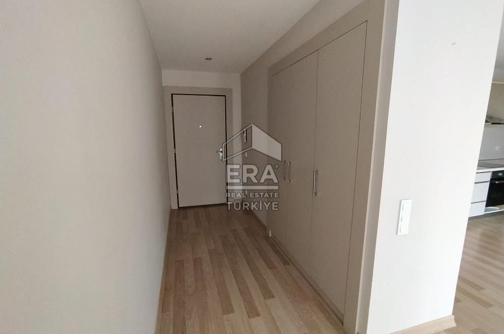 ERA YILDIZLAR'DAN EVORA İSTANBUL TUZLA E PARSEL DENİZ MANZARALI