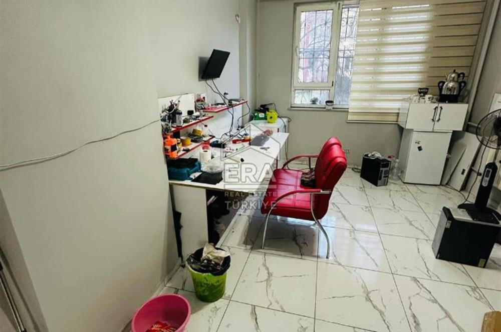 Saltak Caddesi Cepheli 140 M2 Satılık İşyeri