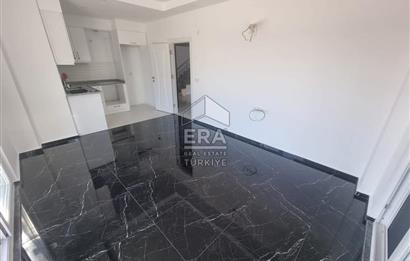 Ilıca Mahallesinde Satılık 1+1 Havuzlu Daire