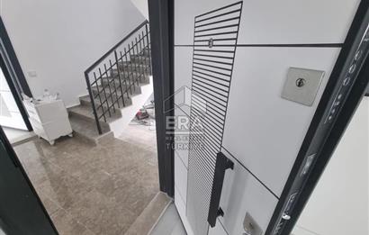 Ilıca Mahallesinde Satılık 1+1 Havuzlu Daire