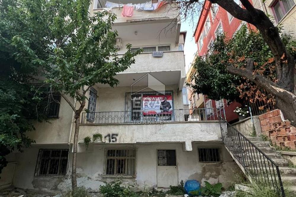 KÜÇÜK ÇAMLICADA GİRİŞ KAT, KOMBİLİ, EŞYASIZ 2+1 KİRALIK DAİRE