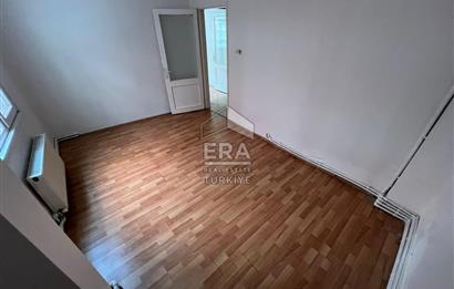 KÜÇÜK ÇAMLICADA GİRİŞ KAT, KOMBİLİ, EŞYASIZ 2+1 KİRALIK DAİRE