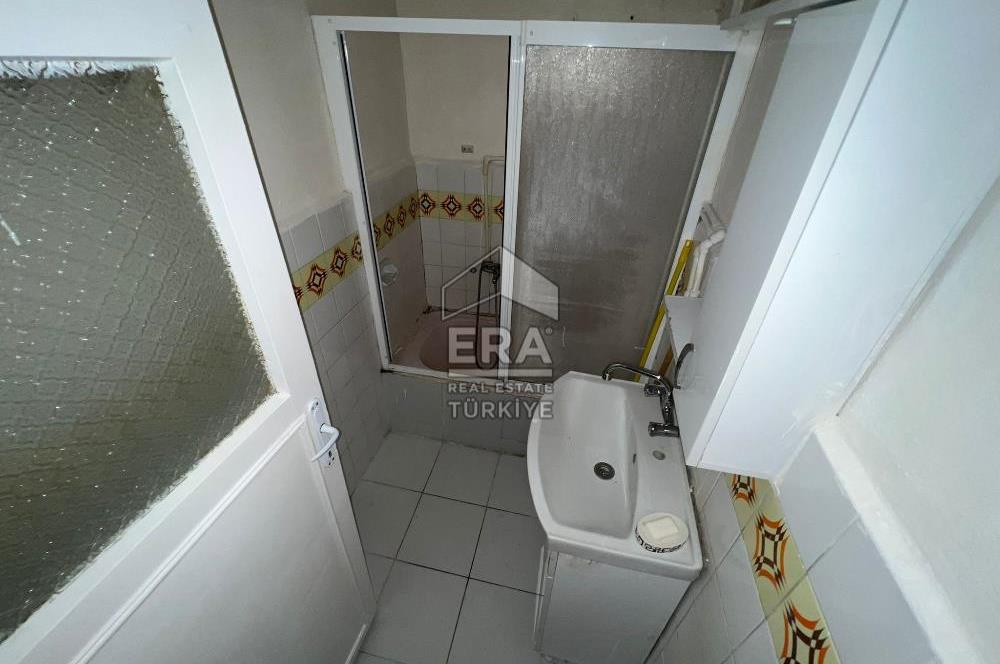 KÜÇÜK ÇAMLICADA GİRİŞ KAT, KOMBİLİ, EŞYASIZ 2+1 KİRALIK DAİRE