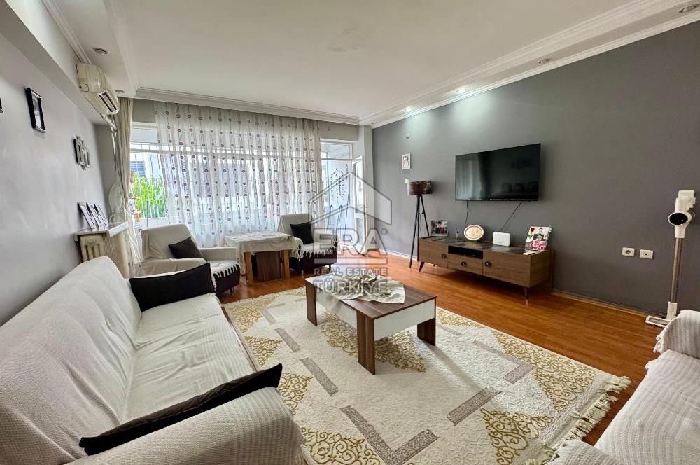 Bahriye Üçok Mahallesi Geniş ve Aydınlık 2+1 Satılık Daire
