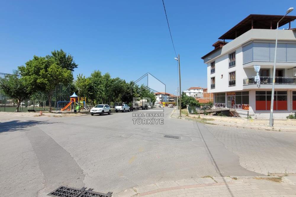 Luna Park Arkası Migros Karşısında Köşe Başı Kiralık İş Yeri