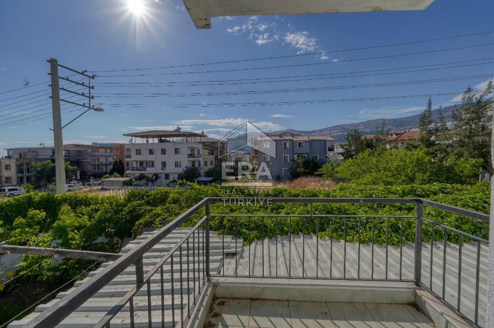 Bornova Atatürk Mahallesi 4 Katlı Satılık Bina