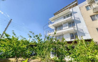Bornova Atatürk Mahallesi 4 Katlı Satılık Bina