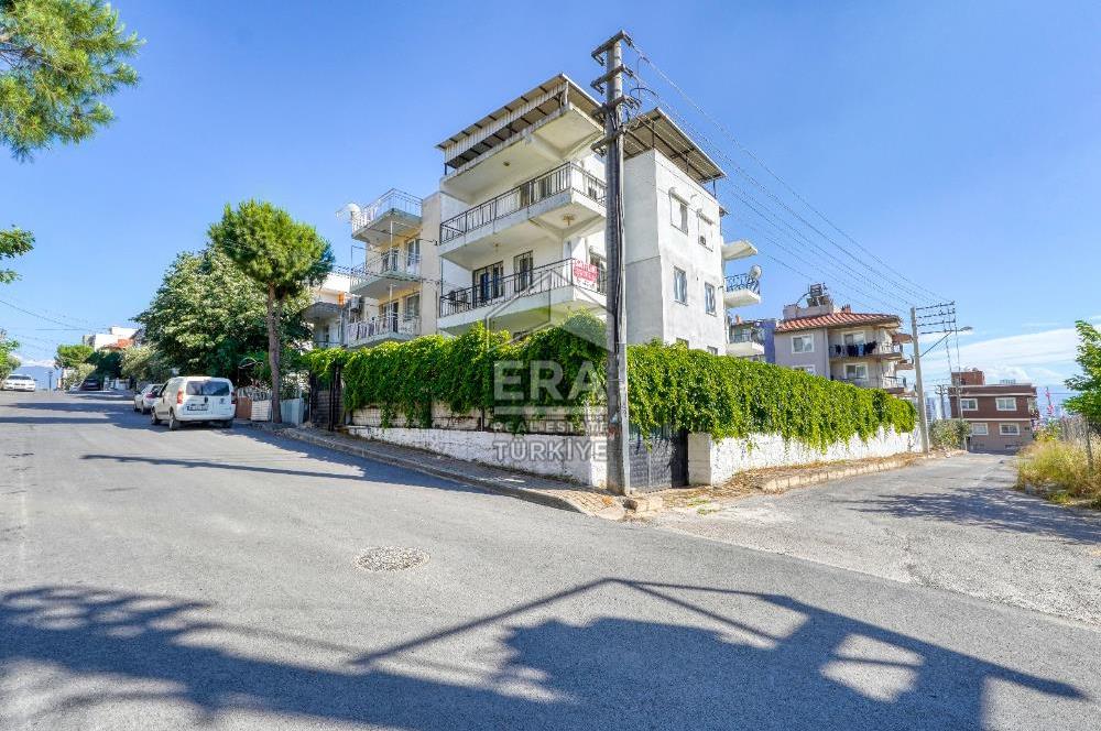 Bornova Atatürk Mahallesi 4 Katlı Satılık Bina
