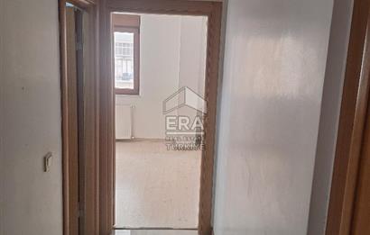 ÜMRANİYE İSTİKLAL MAHALLESİ ANA CADDE 1+1 BAHÇE KATI KİRALIK DAİRE
