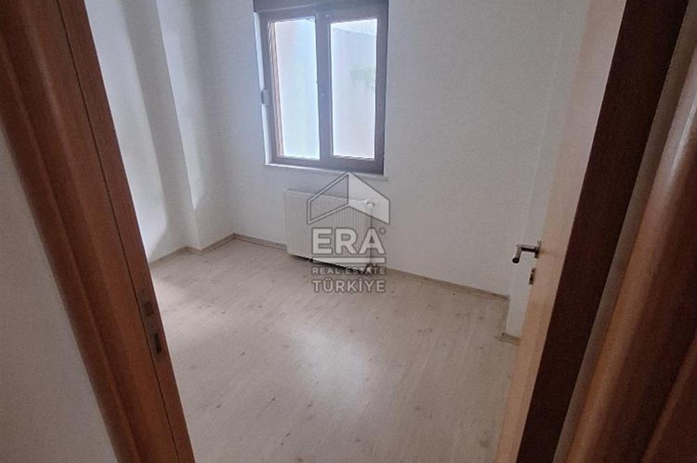 ÜMRANİYE İSTİKLAL MAHALLESİ ANA CADDE 1+1 BAHÇE KATI KİRALIK DAİRE