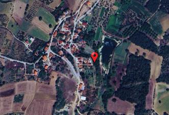 Era Karat- Sakarya Geyve Çukurköyde Göl Manzaralı Arazi