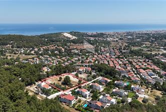 Urla Kalabak 8 Villalık Orman ve Deniz Manzaralı İmarlı Arsa