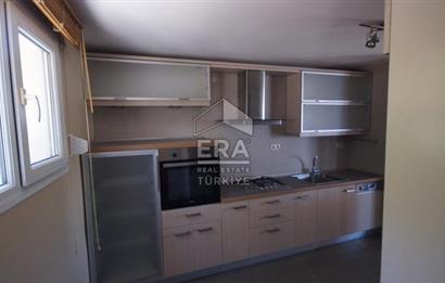 Urla Çeşmealtı Zeytinliköy'de Deniz ve Orman Manzaralı 4+1 Villa