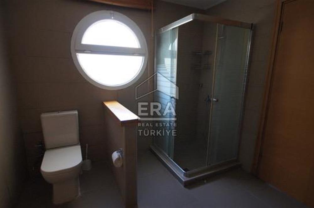 Urla Çeşmealtı Zeytinliköy'de Deniz ve Orman Manzaralı 4+1 Villa