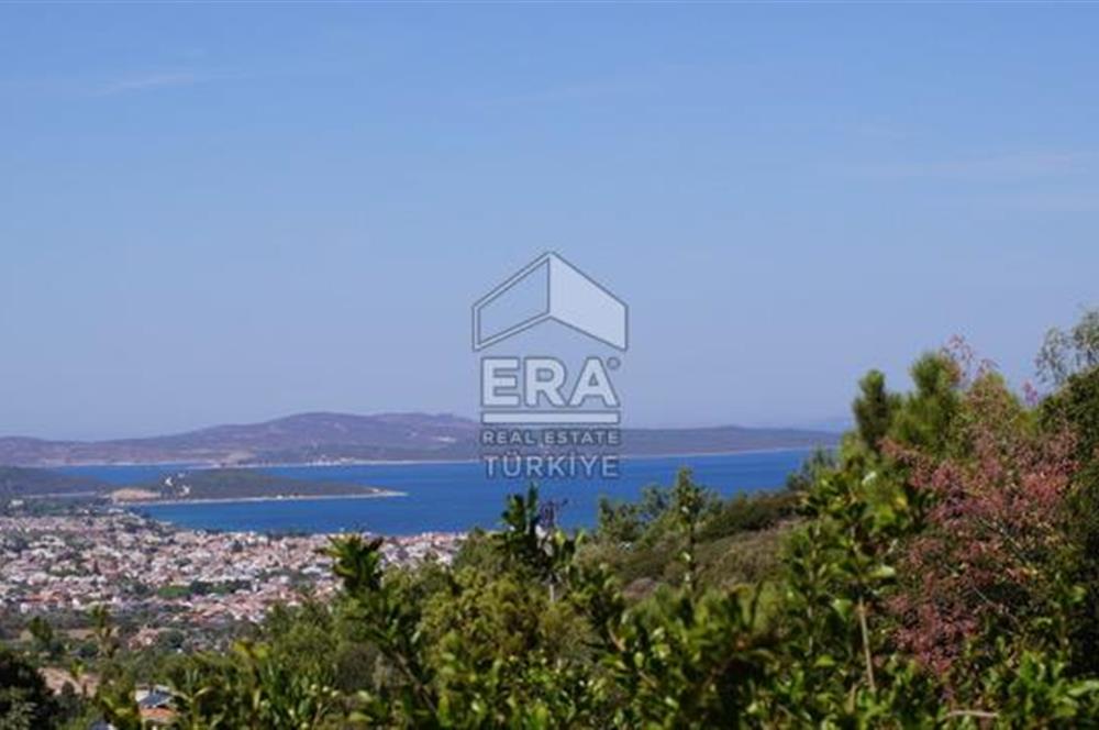 Urla Çeşmealtı Zeytinliköy'de Deniz ve Orman Manzaralı 4+1 Villa