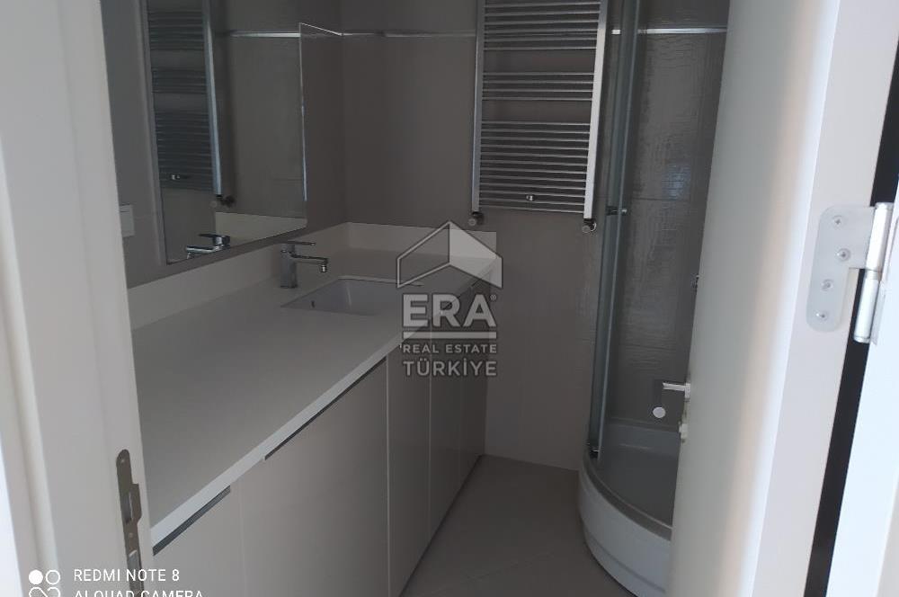 EVORA İSTANBUL TUZLA E PARSEL TERASLI,BALKONLU, DENİZ MANZARALI