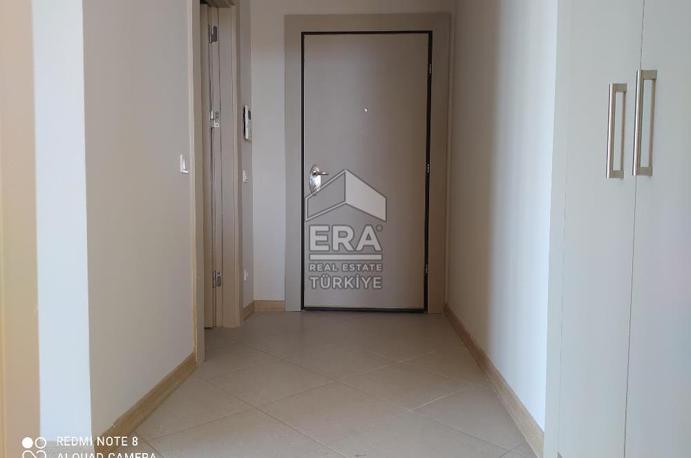 EVORA İSTANBUL TUZLA E PARSEL TERASLI,BALKONLU, DENİZ MANZARALI