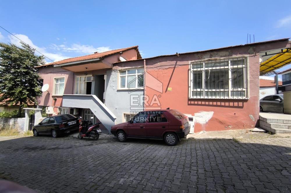 ERA KARAT-HIZIRTEPE'DE SATILIK BİNA 2 DAİRE, 1 DÜKKAN, 1 DEPO
