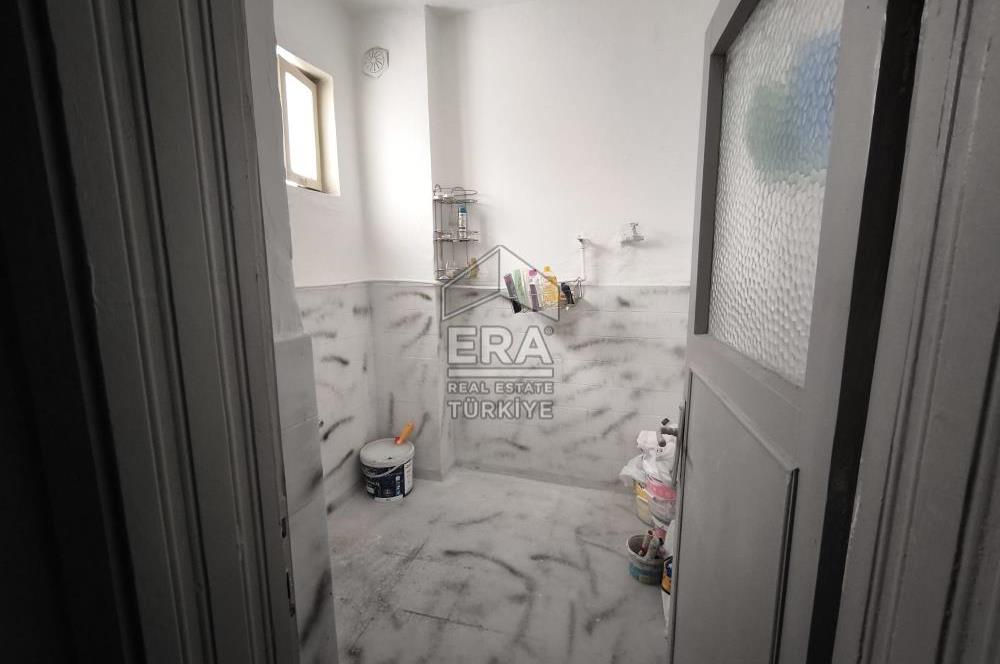 ERA KARAT-HIZIRTEPE'DE SATILIK BİNA 2 DAİRE, 1 DÜKKAN, 1 DEPO