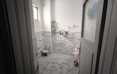 ERA KARAT-HIZIRTEPE'DE SATILIK BİNA 2 DAİRE, 1 DÜKKAN, 1 DEPO