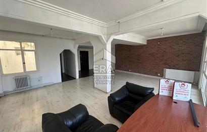 İÇİ YENİLENMİŞ NUHKUYUSU CADDESİ ÜZERİ TABELA DEĞERİ YÜKSEK OFİS