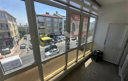İÇİ YENİLENMİŞ NUHKUYUSU CADDESİ ÜZERİ TABELA DEĞERİ YÜKSEK OFİS