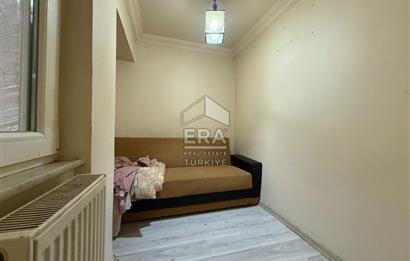 ÜSKÜDAR ZEYNEP KAMİL'DE SATILIK 2+1 DAİRE