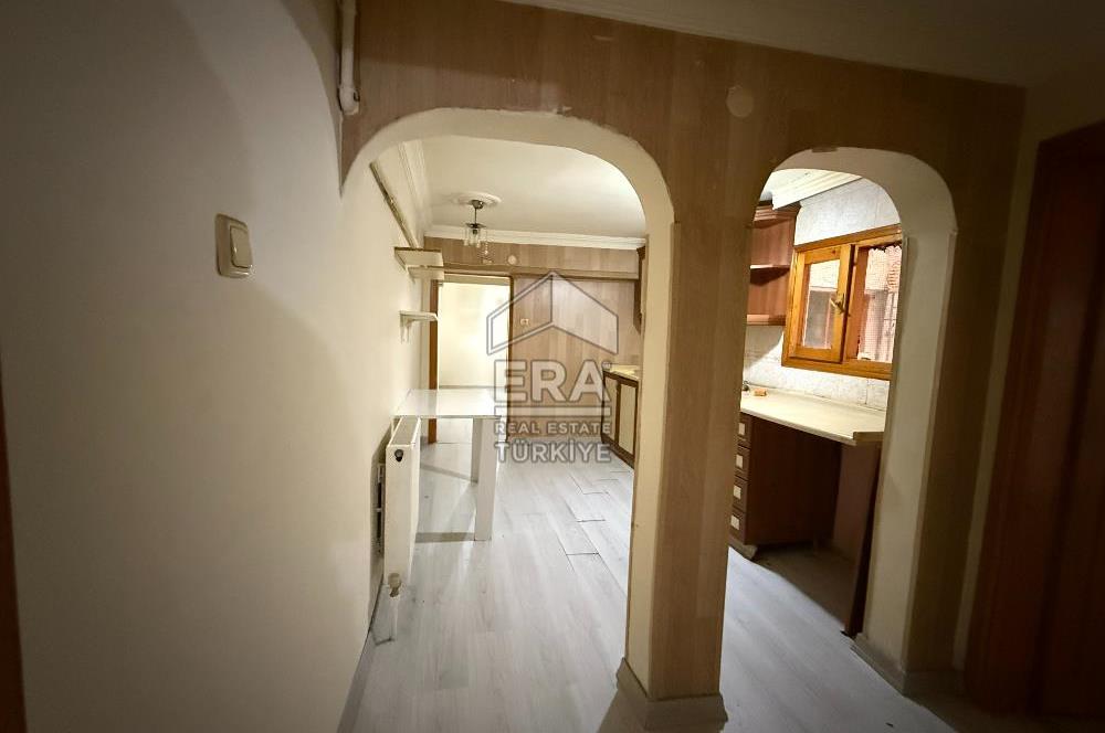 ÜSKÜDAR ZEYNEP KAMİL'DE SATILIK 2+1 DAİRE