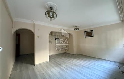 ÜSKÜDAR ZEYNEP KAMİL'DE SATILIK 2+1 DAİRE