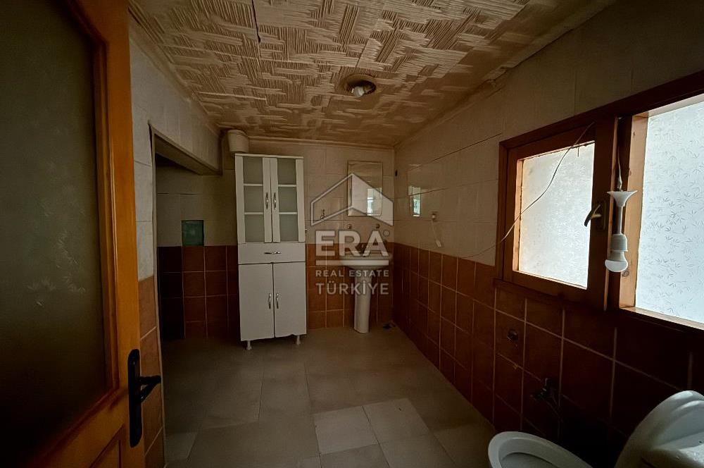 ÜSKÜDAR ZEYNEP KAMİL'DE SATILIK 2+1 DAİRE