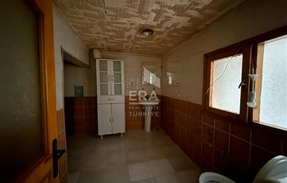 ÜSKÜDAR ZEYNEP KAMİL'DE SATILIK 2+1 DAİRE