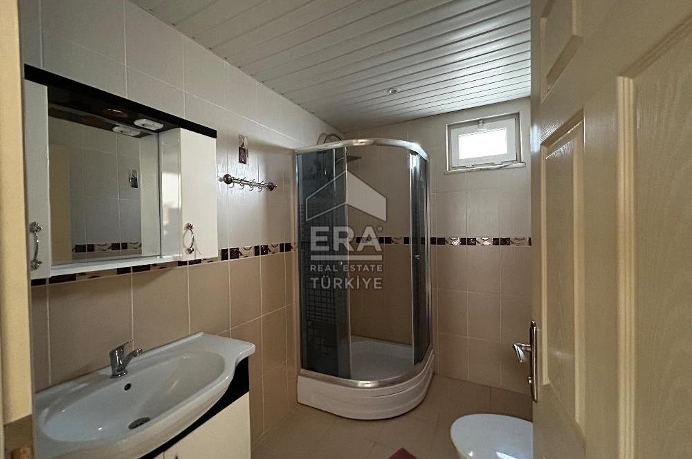Ilıca Mahallesinde Havuzlu Kiralık 2+1 Eşyalı Daire