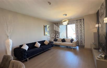 Livin İzmir’de Deniz Manzaralı 3+1 Satılık Daire
