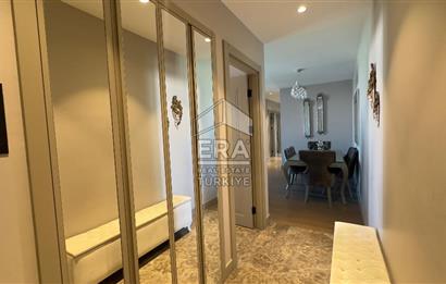 Livin İzmir’de Deniz Manzaralı 3+1 Satılık Daire
