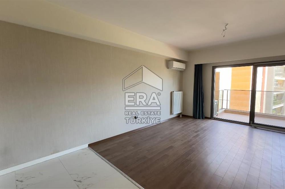 İzmir Park Yaşam Ataşehir Sitesinde Kiralık 2+1 Daire