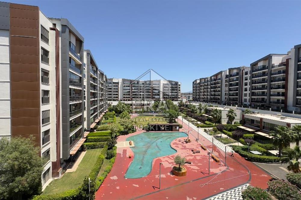 İzmir Park Yaşam Ataşehir Sitesinde Kiralık 2+1 Daire