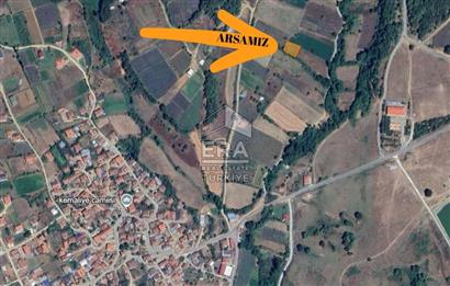 ERA KARAT PAMUKOVA KEMALİYE'DE KÖYE YAKIN 607,89 M2 TARLA