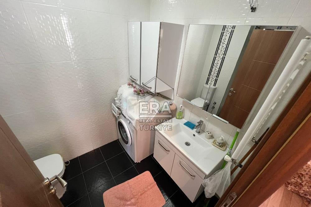üSKÜDAR SATILIK 3+1 MERKEZDE GENİŞ DAİRE