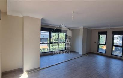 Havuzlu Orman Manzaralı 5+2 Kiralık Villa