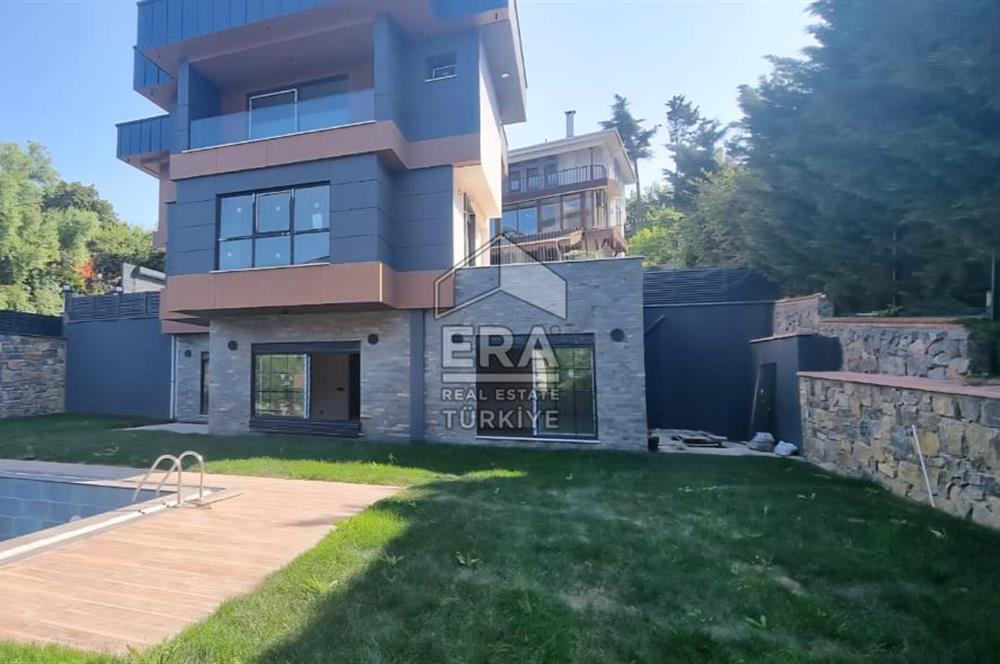 Havuzlu Orman Manzaralı 5+2 Kiralık Villa