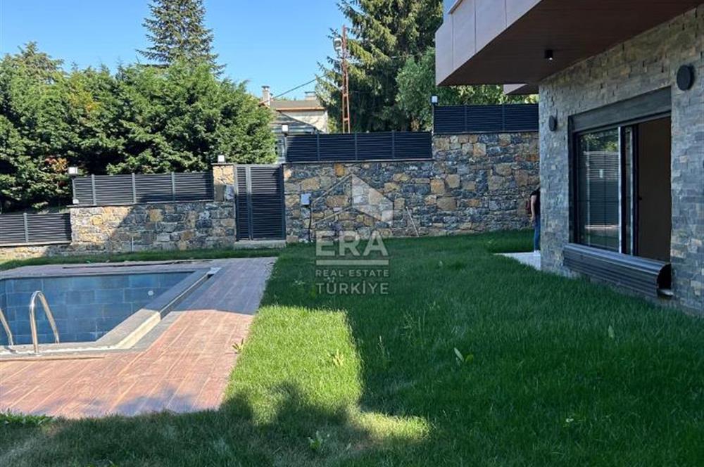 Havuzlu Orman Manzaralı 5+2 Kiralık Villa
