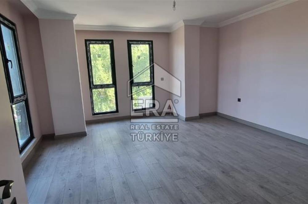 Havuzlu Orman Manzaralı 5+2 Kiralık Villa