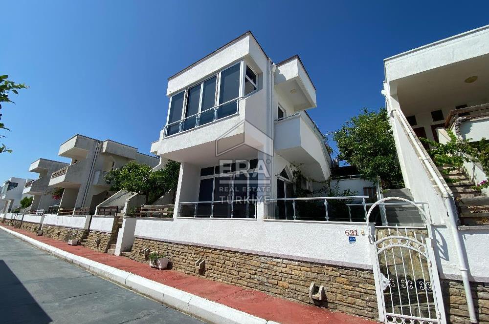 ANTALYA MANAVGAT POLATLI TATİL KÖYÜNDE KİRALIK TRİPLEKS VİLLA