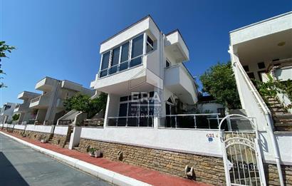 ANTALYA MANAVGAT POLATLI TATİL KÖYÜNDE KİRALIK TRİPLEKS VİLLA