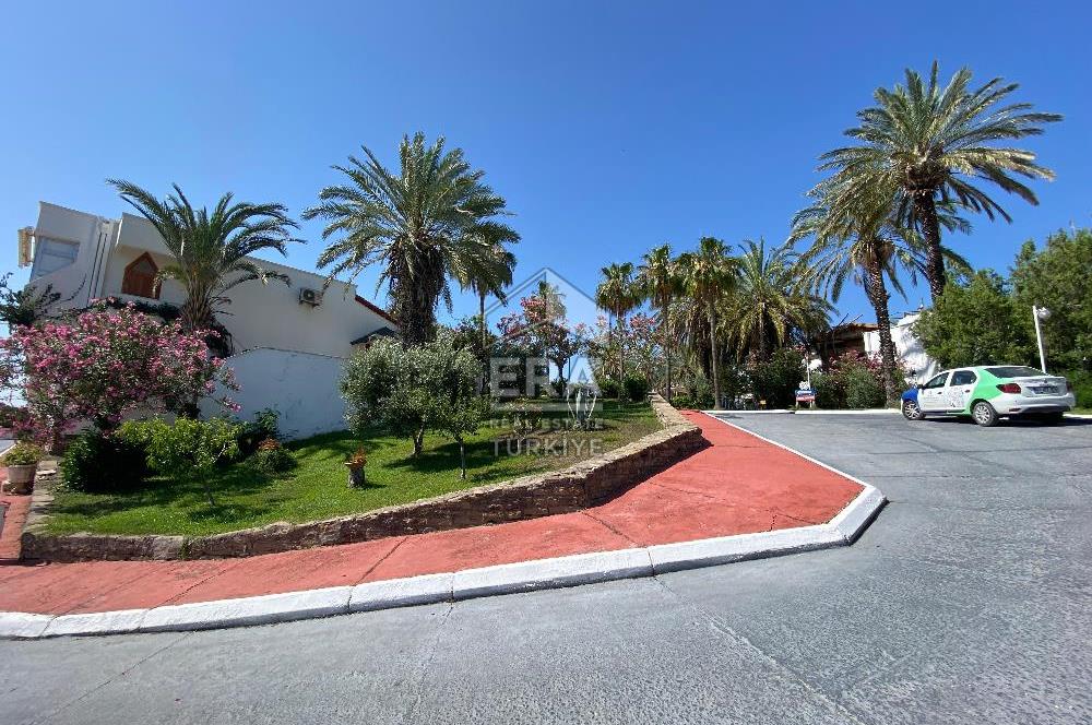 ANTALYA MANAVGAT POLATLI TATİL KÖYÜNDE KİRALIK TRİPLEKS VİLLA